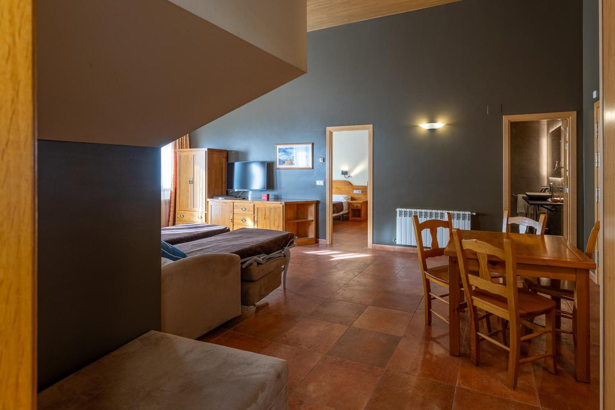 Apartaments Sant Moritz Arinsal Exteriör bild