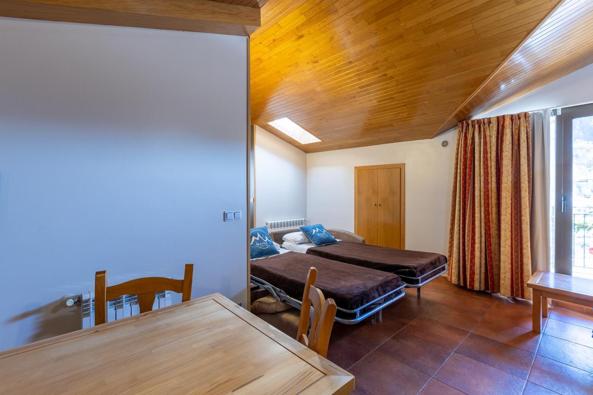 Apartaments Sant Moritz Arinsal Exteriör bild