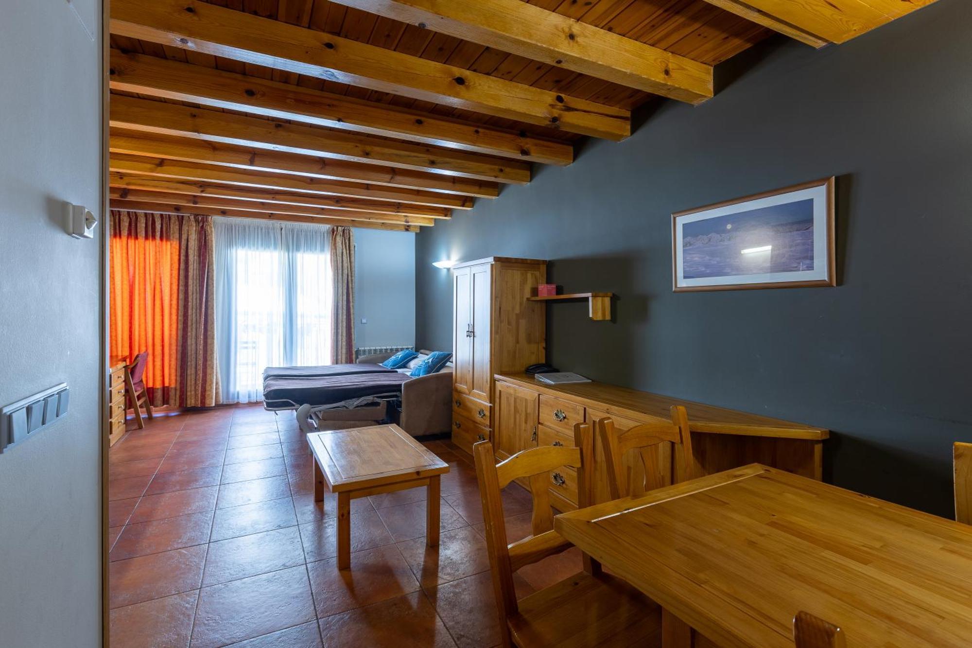 Apartaments Sant Moritz Arinsal Exteriör bild
