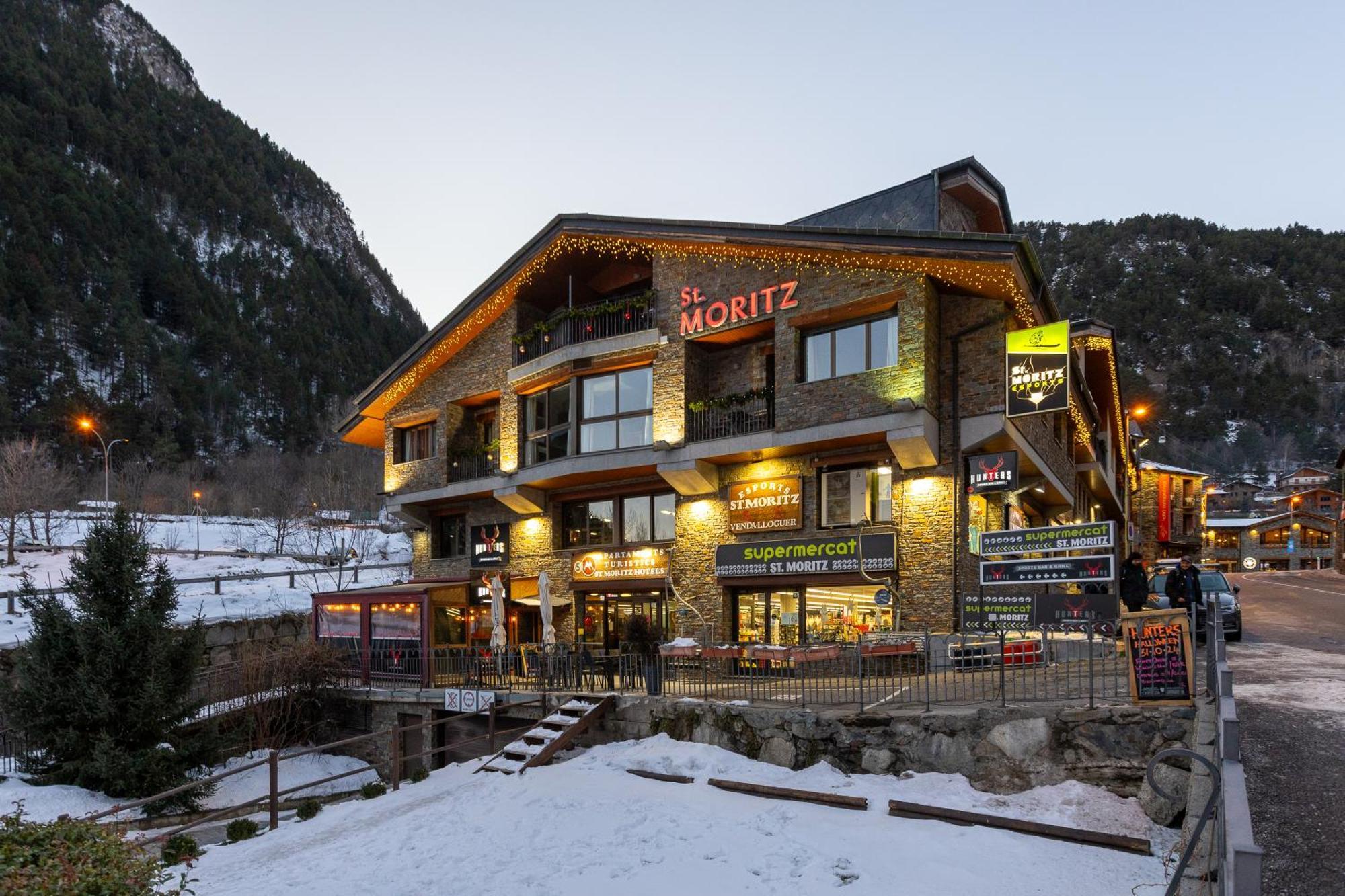 Apartaments Sant Moritz Arinsal Exteriör bild