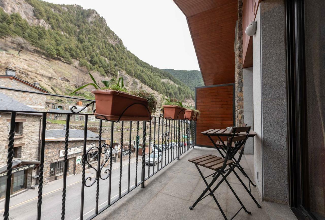 Apartaments Sant Moritz Arinsal Exteriör bild