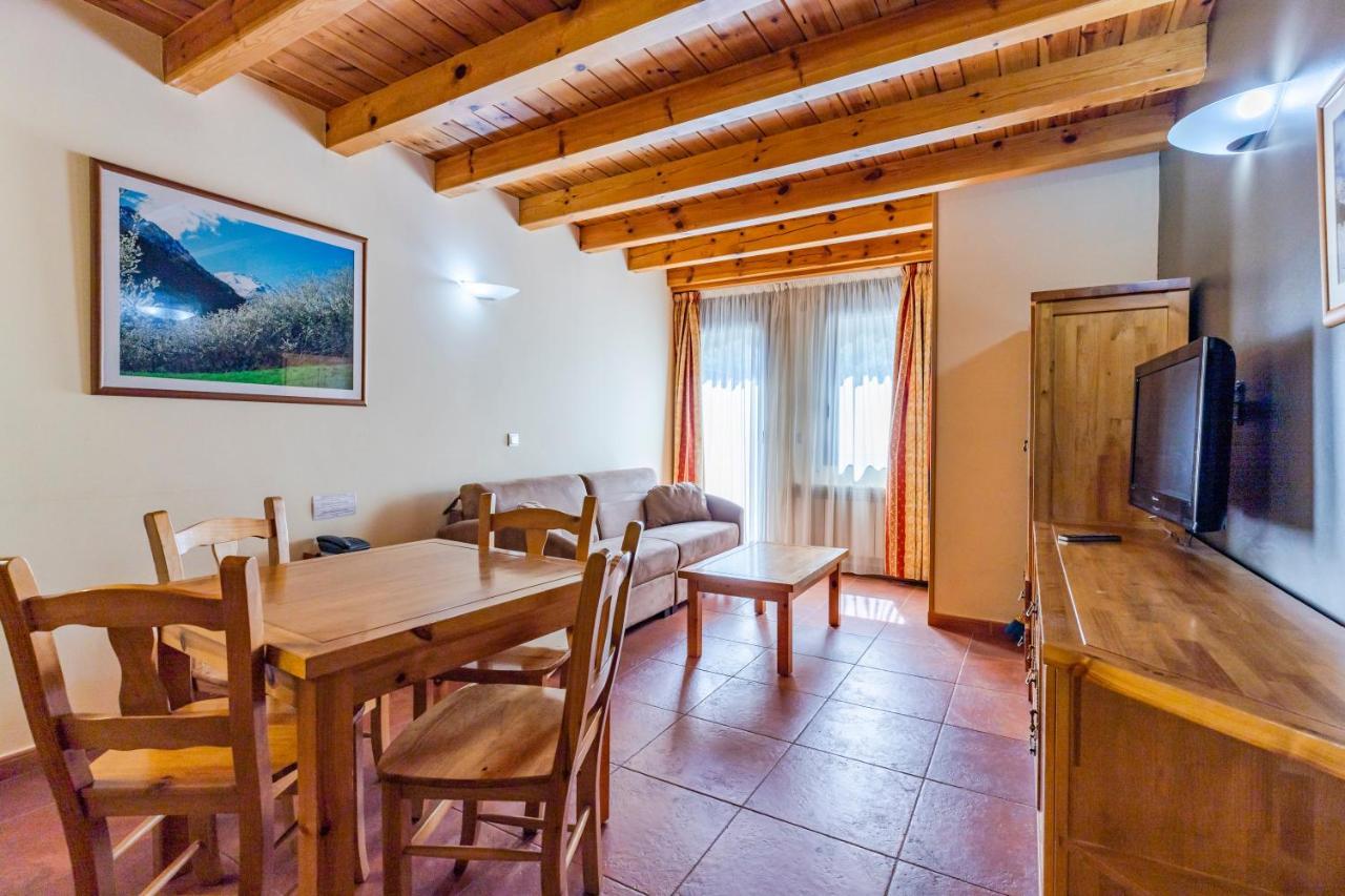 Apartaments Sant Moritz Arinsal Exteriör bild